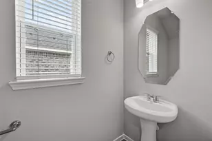 2107 Spring Hollow Dr, Baytown, TX 77521 - Photo 21
