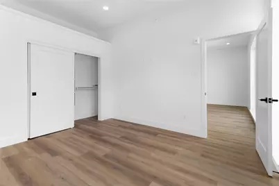 5614 Larkin #E, Houston, TX 77007 - Photo 13