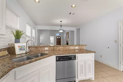 111 Cove Place, Montgomery, TX 77356 - Photo 9