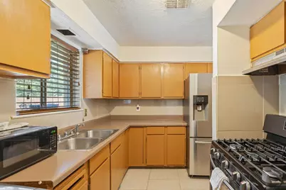 11055 Vailview Drive, Houston, TX 77016 - Photo 9