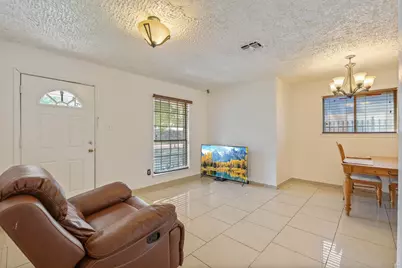 11055 Vailview Drive, Houston, TX 77016 - Photo 7