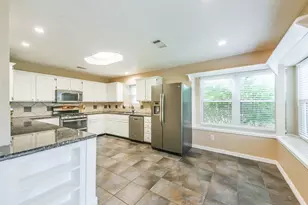 2002 Edinburg Ave, League City, TX 77573 - Photo 9