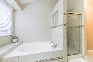 2002 Edinburg Ave, League City, TX 77573 - Photo 21