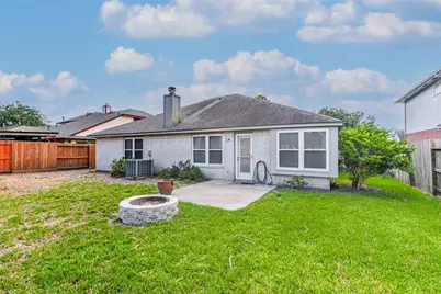 2002 Edinburg Avenue, League City, TX 77573 - Photo 31