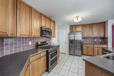 7911 Forest Stone Street, Baytown, TX 77523 - Photo 11