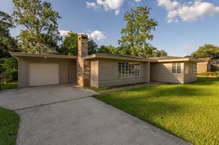 2420 Louisiana St, Beaumont, TX 77702 - Photo 1