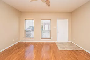 2212 Naomi St, Houston, TX 77054 - Photo 5