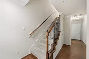6363 Fairdale Ln, Houston, TX 77057 - Photo 9