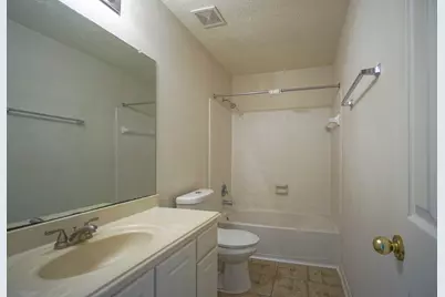 918 Featherbrook Court, Sugar Land, TX 77479 - Photo 35