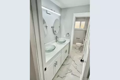 12122 Chimney Rock Road, Houston, TX 77035 - Photo 19