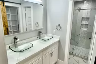 12122 Chimney Rock Rd, Houston, TX 77035 - Photo 25