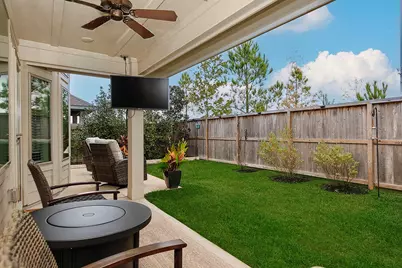 249 Trapper Creek Drive, Conroe, TX 77304 - Photo 19