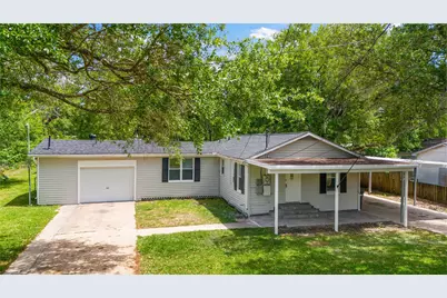 7021 2nd Street, Hitchcock, TX 77563 - Photo 1