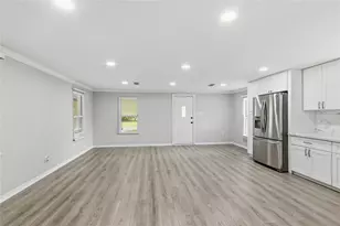 7021 2nd St, Hitchcock, TX 77563 - Photo 15