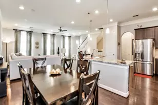12265 Oxford Cres Cir, Houston, TX 77082 - Photo 9
