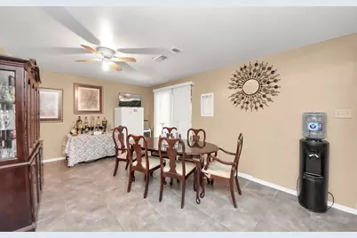 5846 Hirondel Street, Houston, TX 77033 - Photo 5