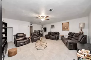 5846 Hirondel St, Houston, TX 77033 - Photo 27
