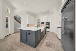 15 Player Green Pl, The Woodlands, TX 77382 - Photo 7