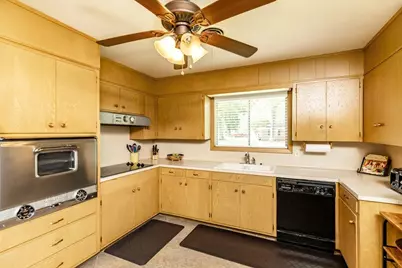 2125 Shady Lane, Beaumont, TX 77706 - Photo 3