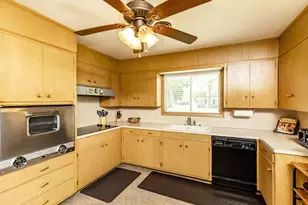 2125 Shady Ln, Beaumont, TX 77706 - Photo 3