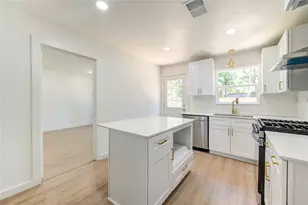 6725 Madrid St, Houston, TX 77021 - Photo 5