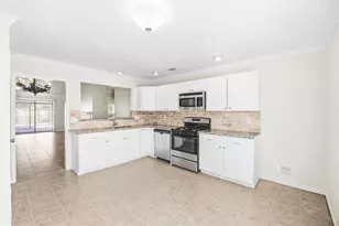 11014 Rippling Fields Ct, Houston, TX 77064 - Photo 13