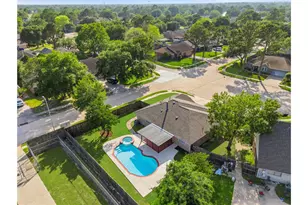 11014 Rippling Fields Ct, Houston, TX 77064 - Photo 33