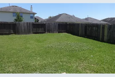 30 Huntington Bend Drive, Manvel, TX 77578 - Photo 15