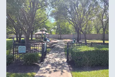 6327 Bonnie Chase Lane, Katy, TX 77449 - Photo 35