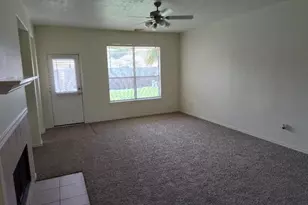 6327 Bonnie Chase Ln, Katy, TX 77449 - Photo 13
