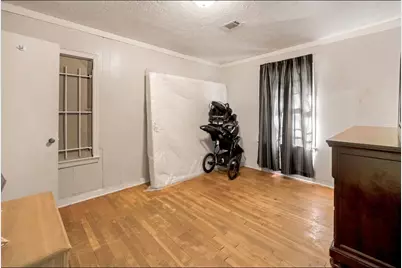 5810 Southgood Street, Houston, TX 77033 - Photo 13