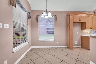 105 Indian Paintbrush, Lake Jackson, TX 77566 - Photo 13