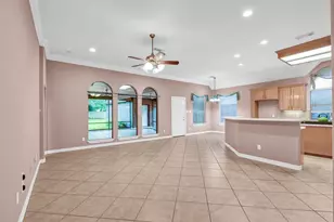 105 Indian Paintbrush, Lake Jackson, TX 77566 - Photo 11