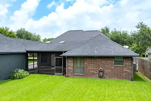 105 Indian Paintbrush, Lake Jackson, TX 77566 - Photo 45
