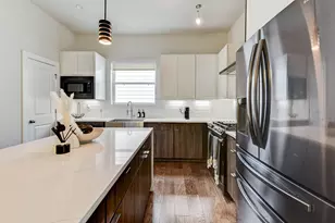 5857 Dolores St, Houston, TX 77057 - Photo 27