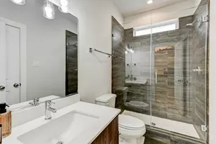 5857 Dolores St, Houston, TX 77057 - Photo 11