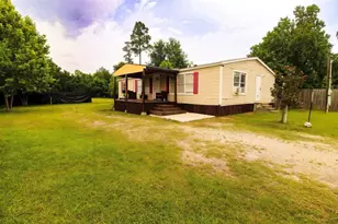 37 County Rd 3479J, Cleveland, TX 77327 - Photo 1