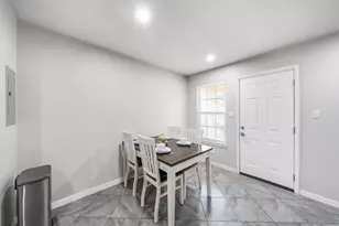 910 Rosewick St, Houston, TX 77015 - Photo 11