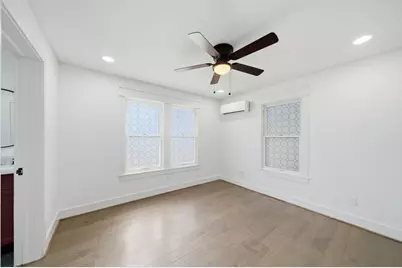 1139 W Gardner Street, Houston, TX 77009 - Photo 21