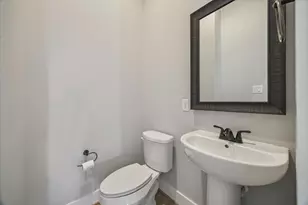 1544 W 23rd St, Houston, TX 77008 - Photo 15