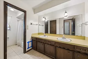 12503 Mooredale Ln, Houston, TX 77024 - Photo 19
