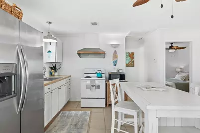 16630 Jamaica Inn Road, Jamaica Beach, TX 77554 - Photo 7