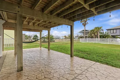 16630 Jamaica Inn Road, Jamaica Beach, TX 77554 - Photo 17
