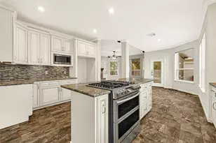 2915 Silverberry Trail, Kingwood, TX 77345 - Photo 11