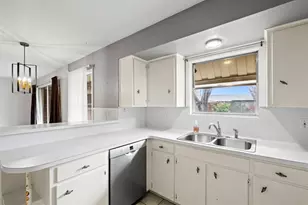 7722 Dillon St, Houston, TX 77061 - Photo 5