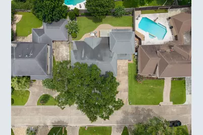 1110 Daria Drive, Houston, TX 77079 - Photo 37