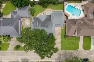 1110 Daria Dr, Houston, TX 77079 - Photo 37