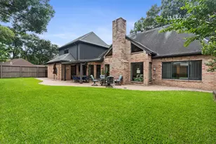 1110 Daria Dr, Houston, TX 77079 - Photo 35
