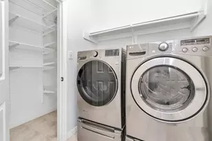 2901 W Dallas St, Houston, TX 77019 - Photo 25