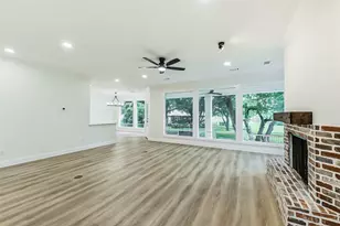 103 Forest Ct, Conroe, TX 77356 - Photo 7